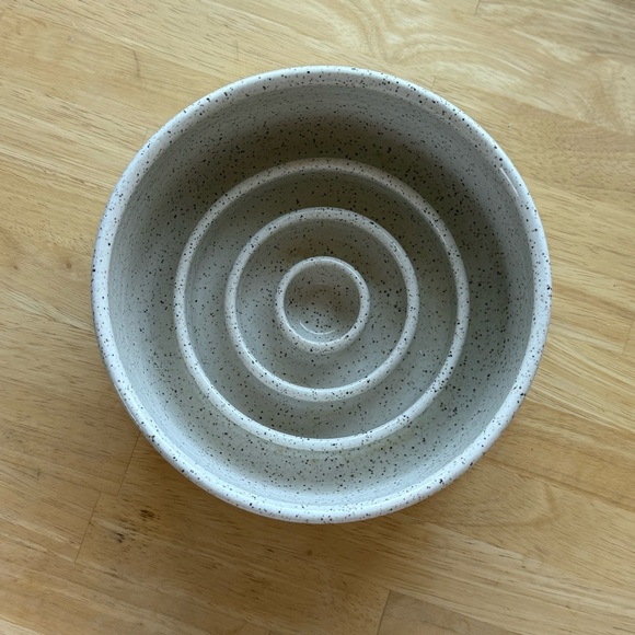 Swanky Ceramics Speckled Glaze Dog Cat Slow Feeder Bowl - Picture 2 of 4